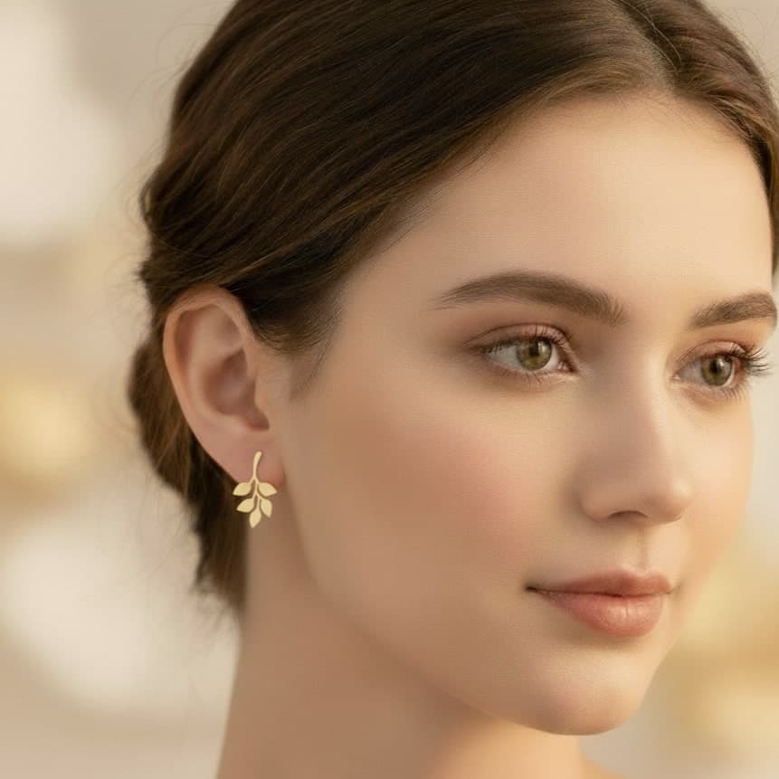 گوشواره طلا 18 عیار گلبرگ بنفشه